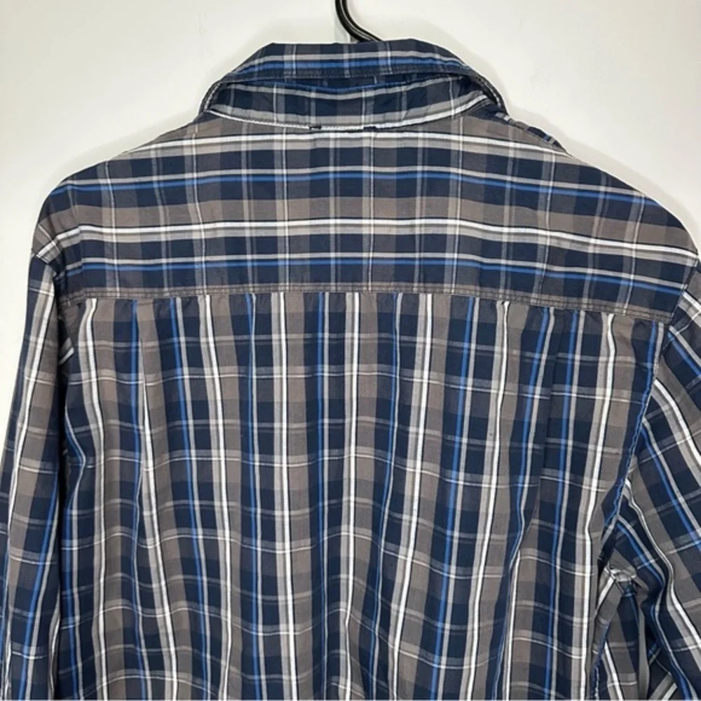 Men’s The North Face Size Medium Blue/Grey Long‎ Sleeve Plaid Button Down Shirt